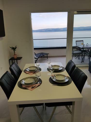 La Vista Apartments