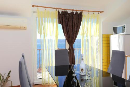 Apartments By The Sea Pisak, Omis - 18141