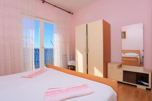 Apartments By The Sea Pisak, Omis - 18141