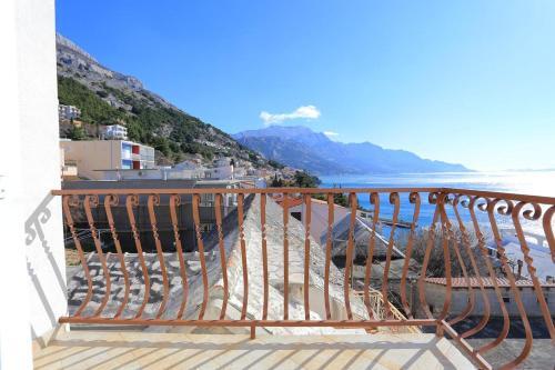 Apartments By The Sea Pisak, Omis - 18141