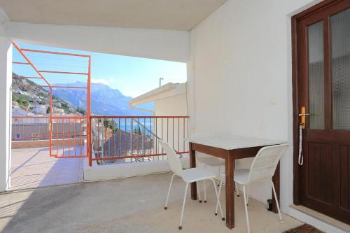 Apartments By The Sea Pisak, Omis - 18141