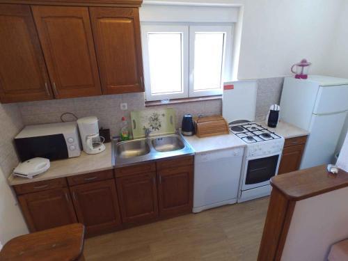 Apartments In Valbandon/istrien 8486