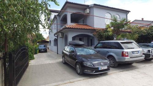 Apartments In Valbandon/istrien 8486