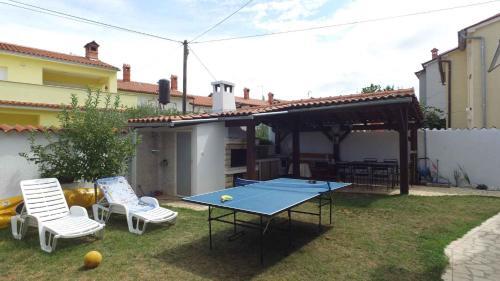 Apartments In Valbandon/istrien 8486