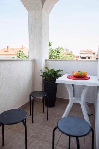 Apartments In Valbandon/istrien 8486