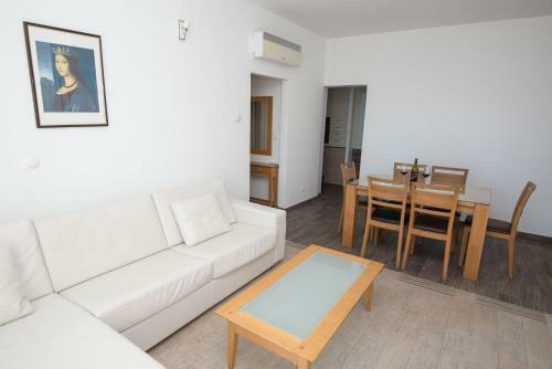 Apartments Vela Sollis