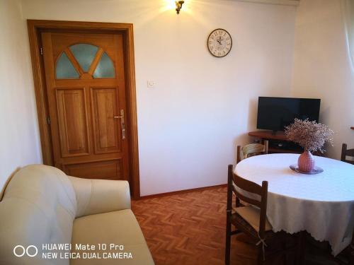 Apartments With A Parking Space Seget Vranjica, Trogir - 14212