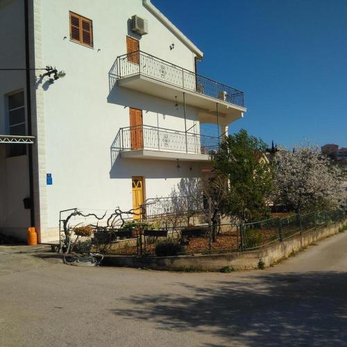 Apartments With A Parking Space Seget Vranjica, Trogir - 14212