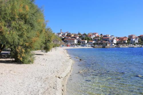 Apartments With A Parking Space Seget Vranjica, Trogir - 14212