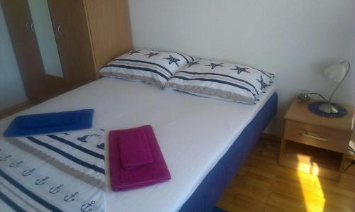 Apartments With A Parking Space Seget Vranjica, Trogir - 17923