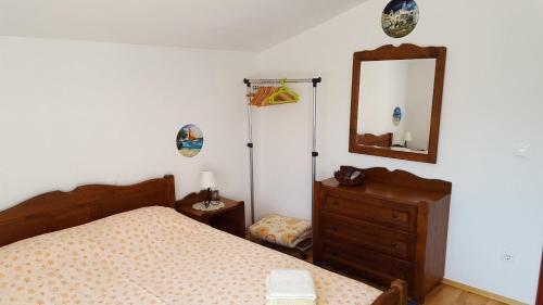 Apartments With A Parking Space Seget Vranjica, Trogir - 17923