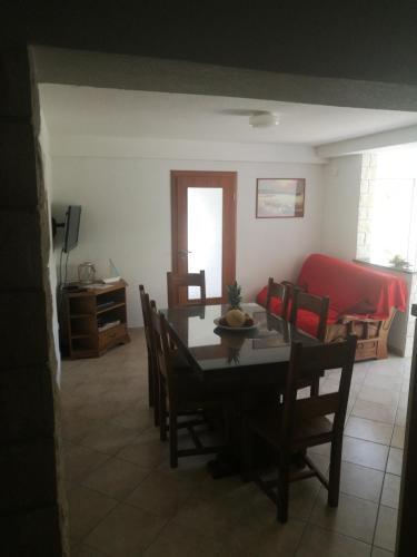 Apartment Gole?