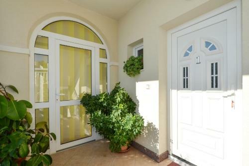 Apartment UNA