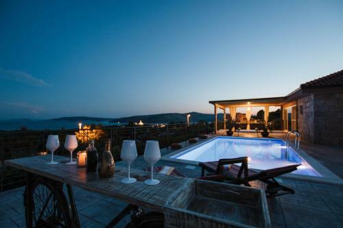 Capri House