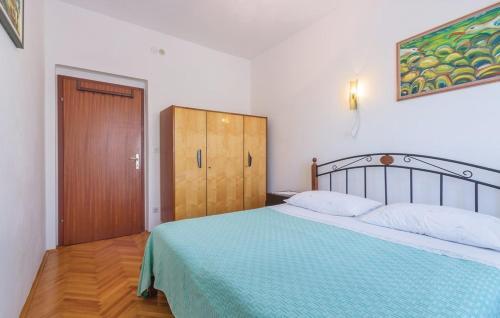 Apartments Milka 1767