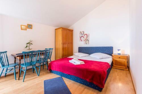 Apartments Borovina