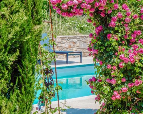 Villa Cypress - Countryhouse With Pool And Private Park