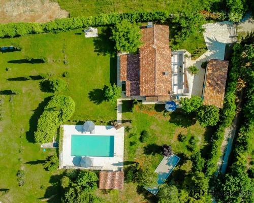 Villa Cypress - Countryhouse With Pool And Private Park