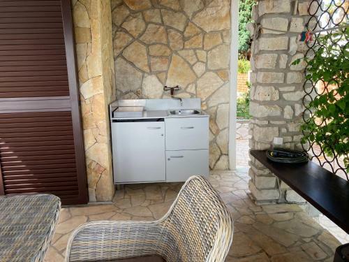 Karigador Beach House