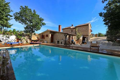 Stone House With Pool Near Sea