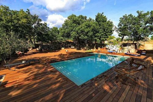 Stone House With Pool Near Sea
