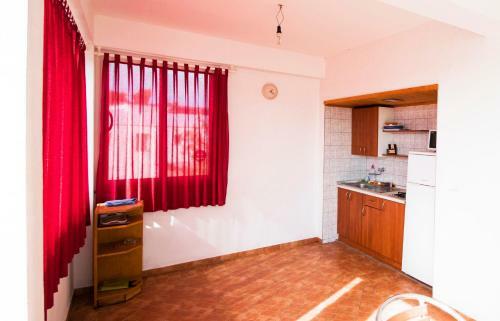 Apartments Maestral- On The Beach