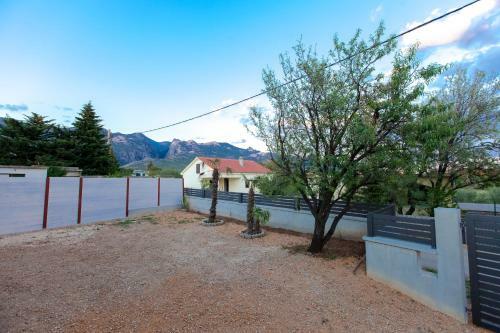 Hostal Villa Lesinger