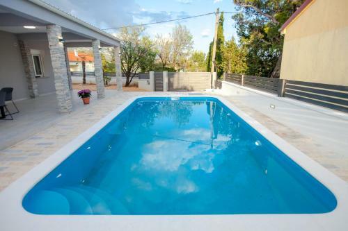 Hostal Villa Lesinger