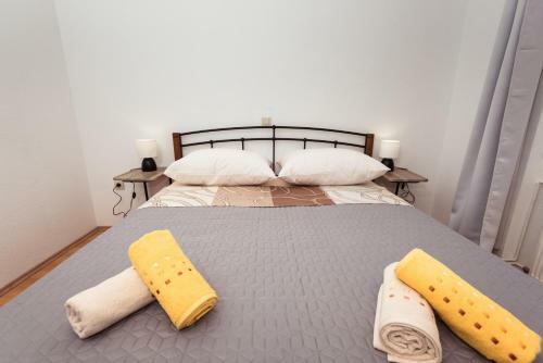 Marinus Apartments