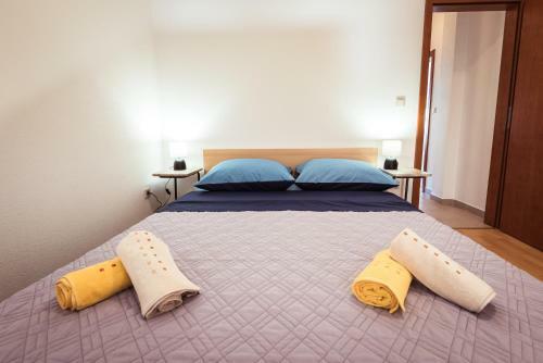Marinus Apartments