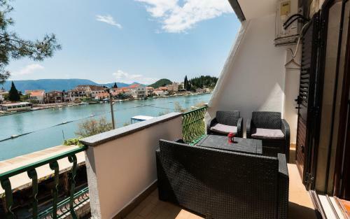 Apartments Azzurro