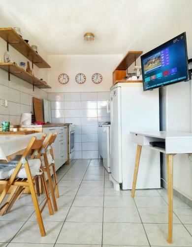 Apartamento Two Bedroom Seaside Home In Quiet Village