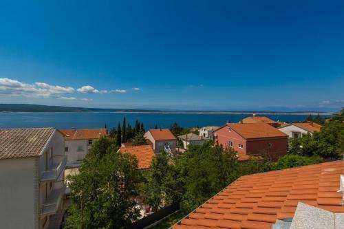 Apartments In Dramalj 39030