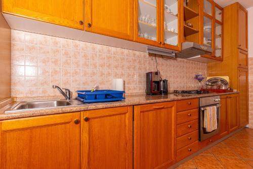 Apartment In Dramalj 41606