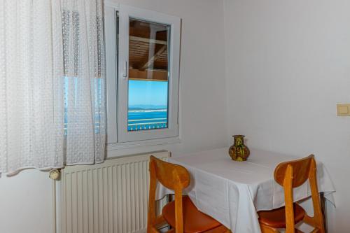Apartments In Dramalj 41601