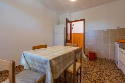 Apartment In Dramalj 41383
