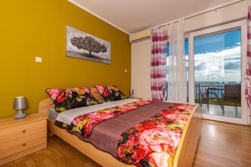 Apartments In Dramalj 41381