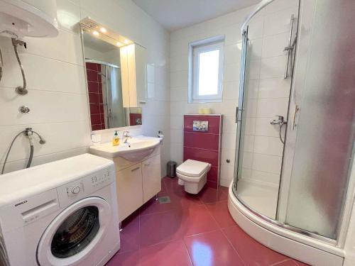 Apartment In Dramalj 42054