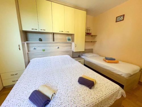 Apartment In Dramalj 42054
