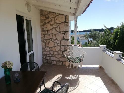 Hostal Rooms And Apartments Riviera