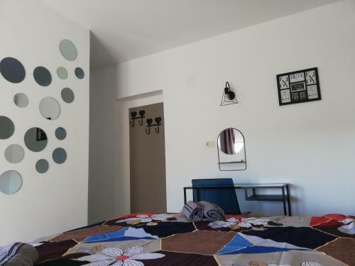 Hostal Rooms And Apartments Riviera