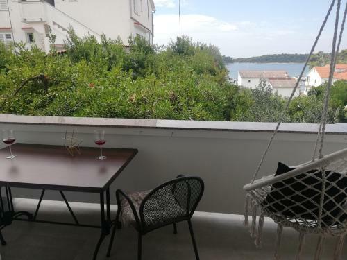 Hostal Rooms And Apartments Riviera