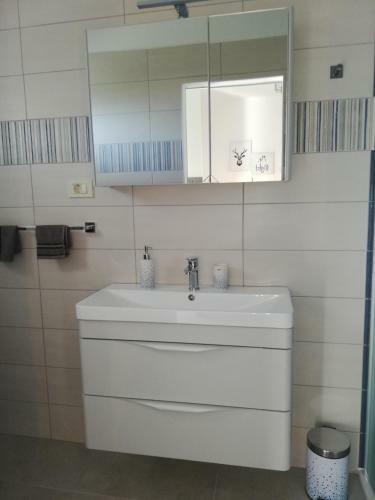 Hostal Rooms And Apartments Riviera
