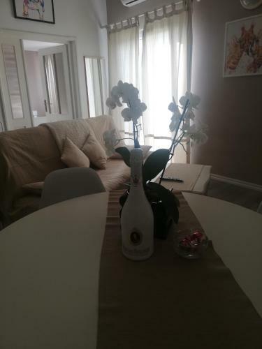 Hostal Rooms And Apartments Riviera