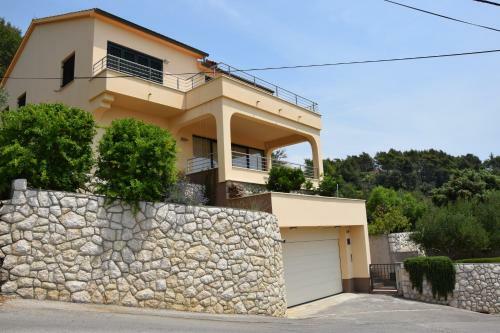 Apartamentos Charming Villa Rab