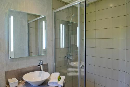 Hotel H�tel Les Bains De Secours