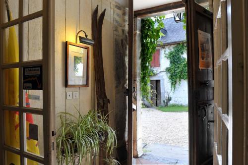 Hotel H�tel Les Bains De Secours