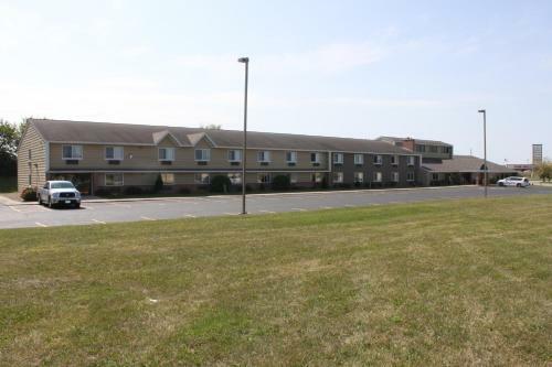 Hotel Americinn West Burlington