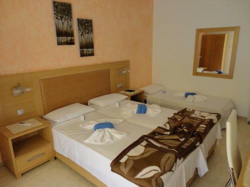 Maik Apartments