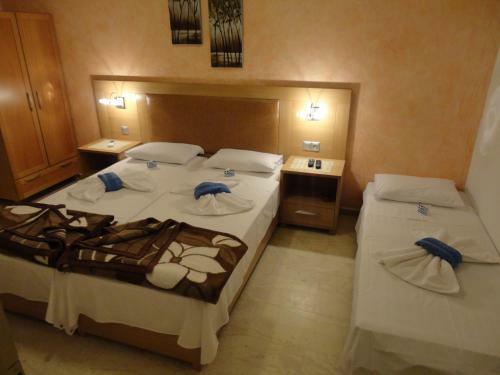 Maik Apartments